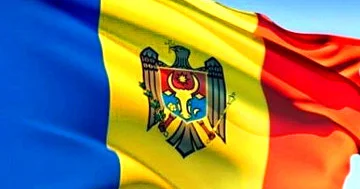 Vurulan Rusiya pilotsuz təyyarəsi Moldova XİN in qarşısına qoyulub