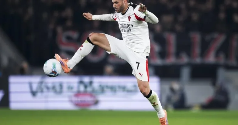 “Fənərbağça” “Milan”ın hücumçusu ilə maraqlanır