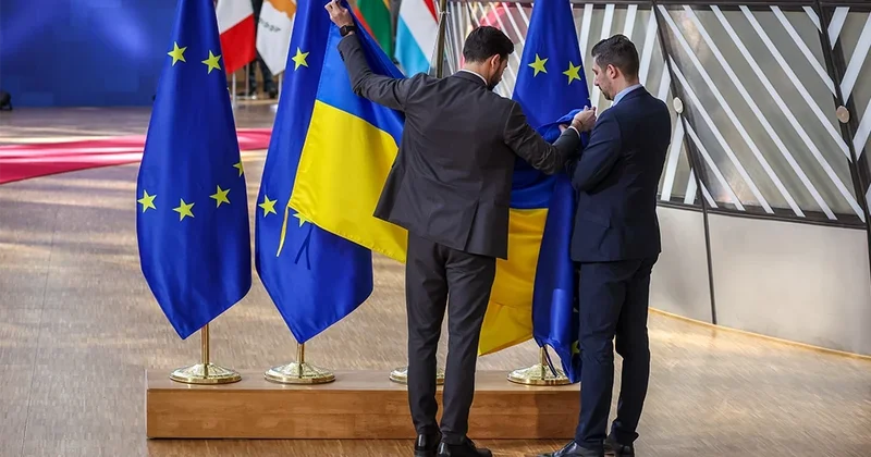 Politico: Страны ЕС ищут срочный план B для финансирования Украины