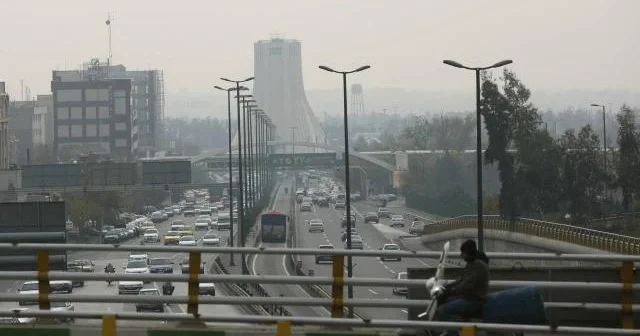 Qonşu ölkədə hava kirliliyi və qrip səbəbindən təhsil distant keçiriləcək