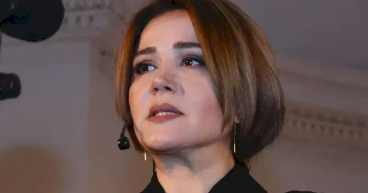 Mehriban Zəkinin kartından oğurluq etmək istədilər BANKDAN AÇIQLAMA