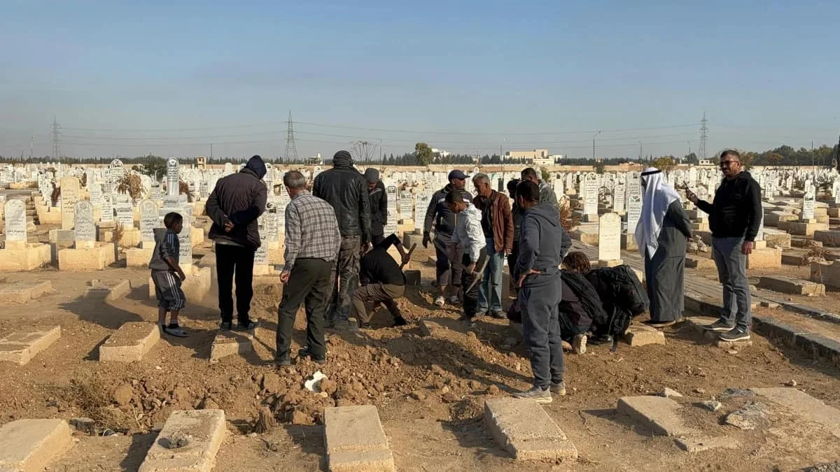 Suriyada yalnız qadınların basdırıldığı kütləvi məzarlıqlar