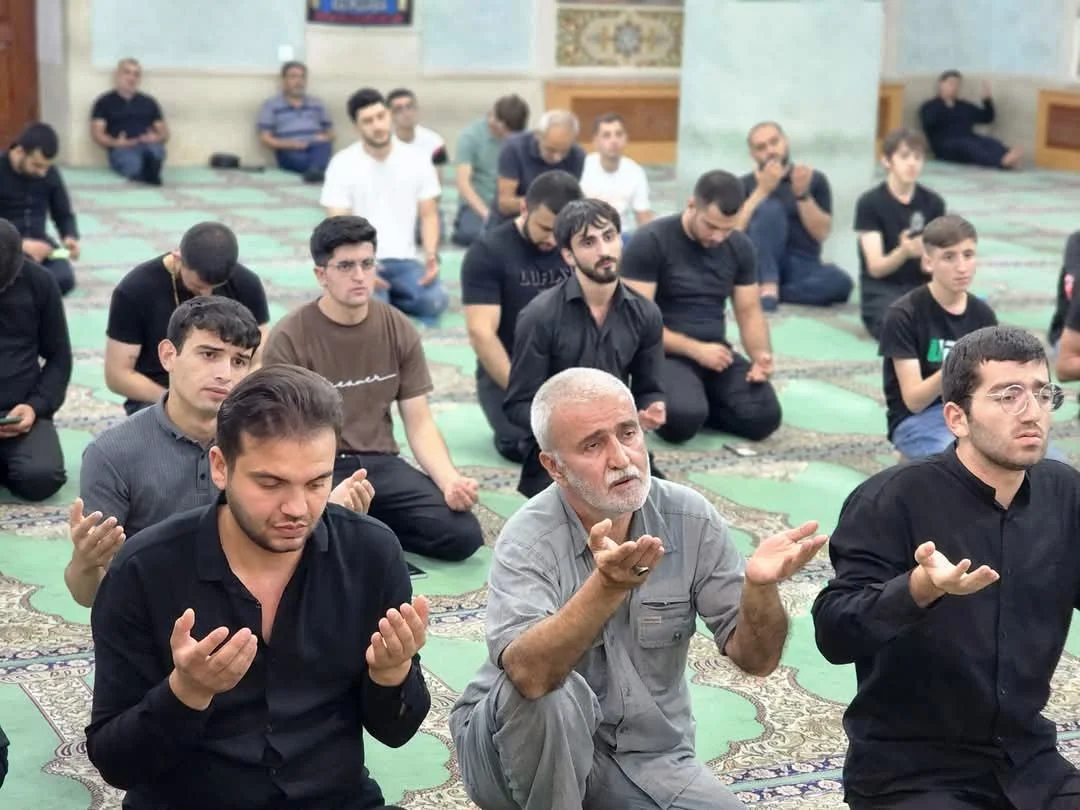 İçərişəhər “Cümə məscidi”ndə həlak olanların xatirəsi anılıb FOTO