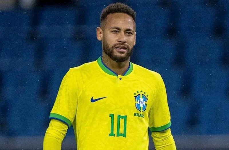 Neymar iddiaya reaksiya verdi