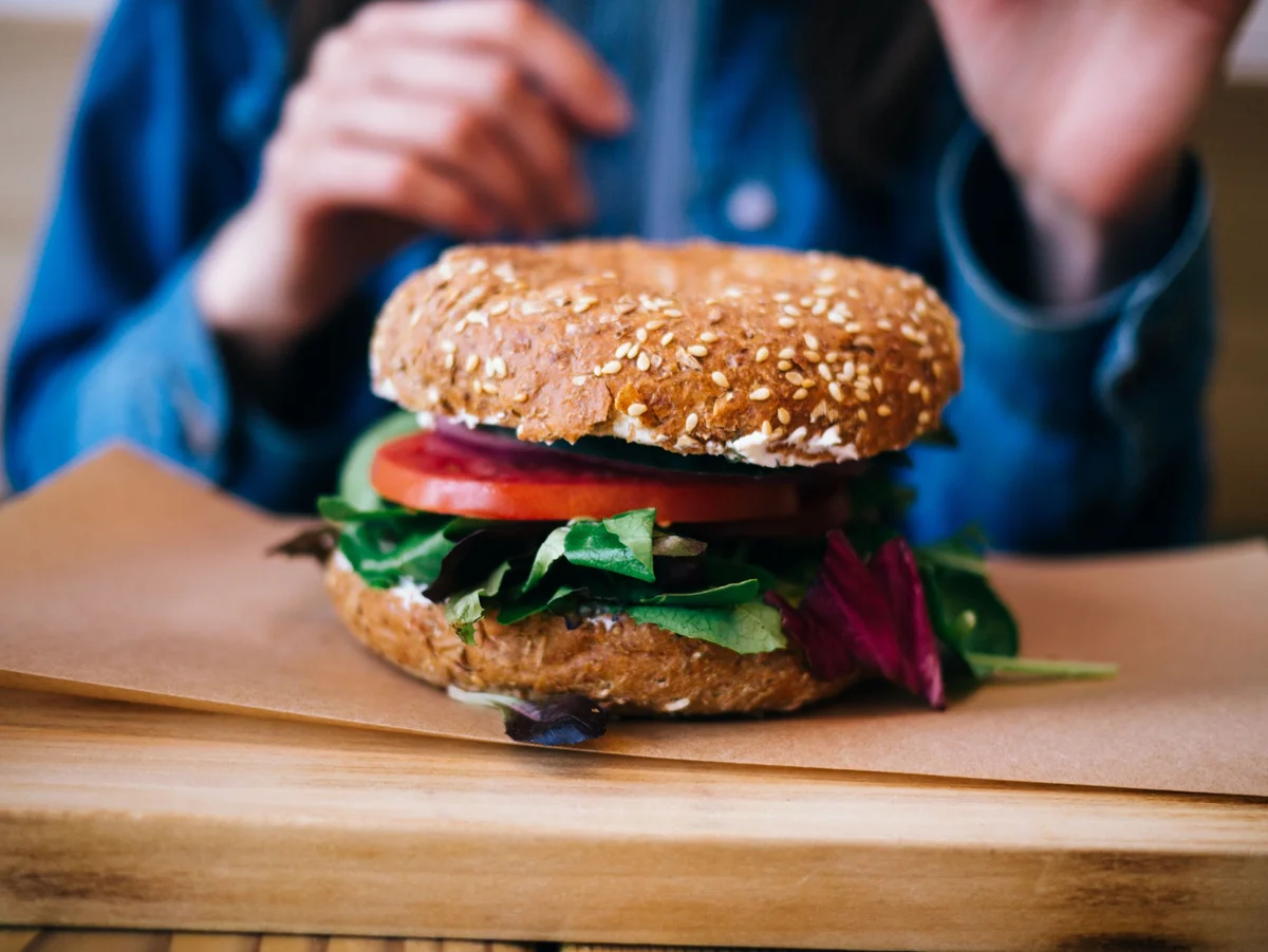 “Fast food” uşaqlara daha bir zərəri Ekspert