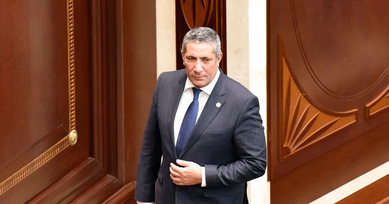 Deputatdan sərt REAKSİYA: Təhqir yazanı öz ailəsi də izləyir