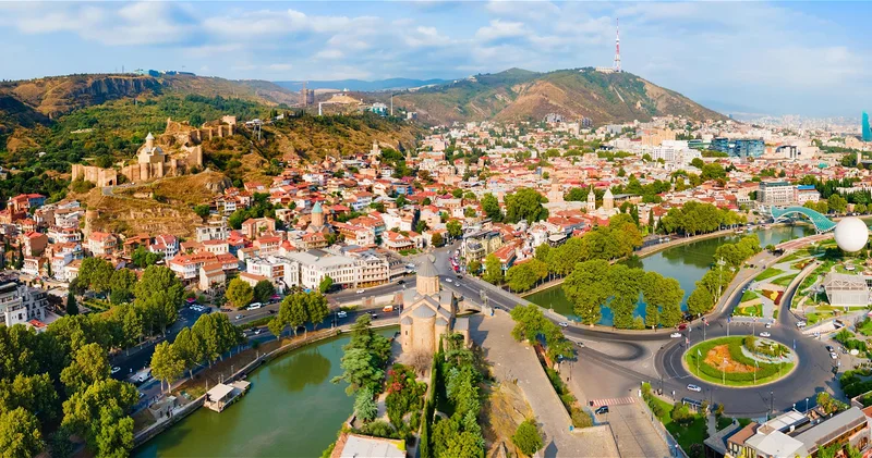 Азербайджанским туристам на заметку: Грузия меняет правила въезда с 2026 года