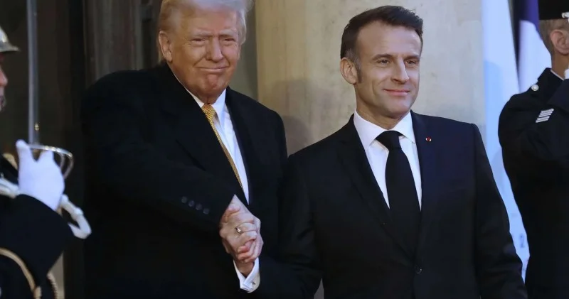 Tramp Makronu Fransa mediasında ÜSTƏLƏDİ