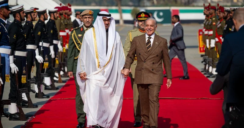 BƏƏ Prezidenti ilk səfərini Pakistana etdi