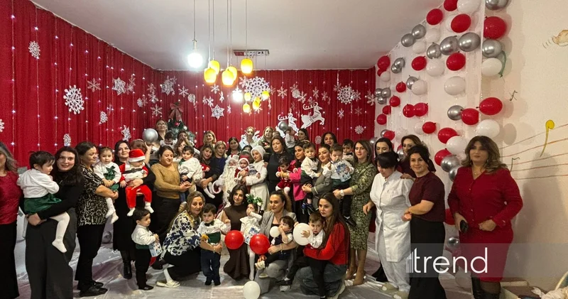 В Баку в ясли детском доме № 1 прошел новогодний праздник (ФОТО)