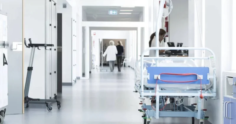 Avtobus qəzasında yaralanan 6 nəfər evə buraxılıb TƏBİB