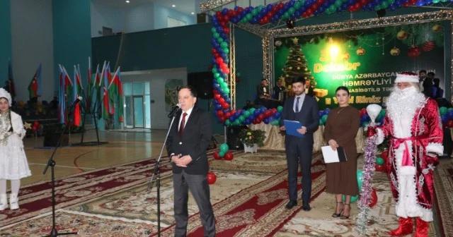 Qazaxda “Birlik və Həmrəyliklə yeni ilə doğru” adlı bayram tədbiri keçirildi FOTOLAR