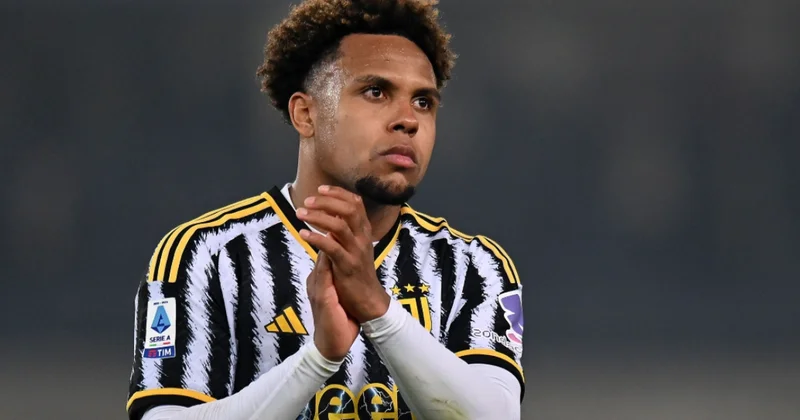 “Yuventus”da qalmaq istəyir