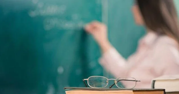 Сколько зарабатывают учителя в Баку?