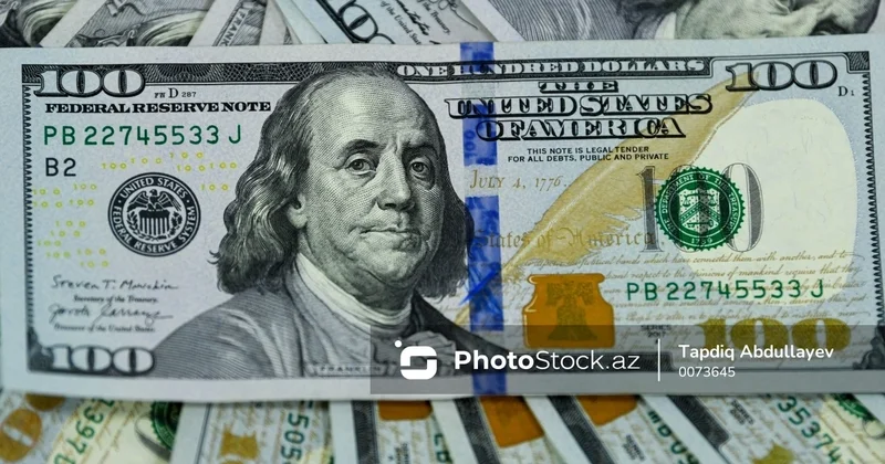 Bakı sakinindən İDDİA: Moskvada 200 min dolları mənimsənildi