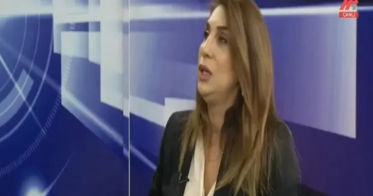 “AMEA da 15 20 kvadratmetrlik otaqda 10 15 nəfər çalışır Günel Aslanlı