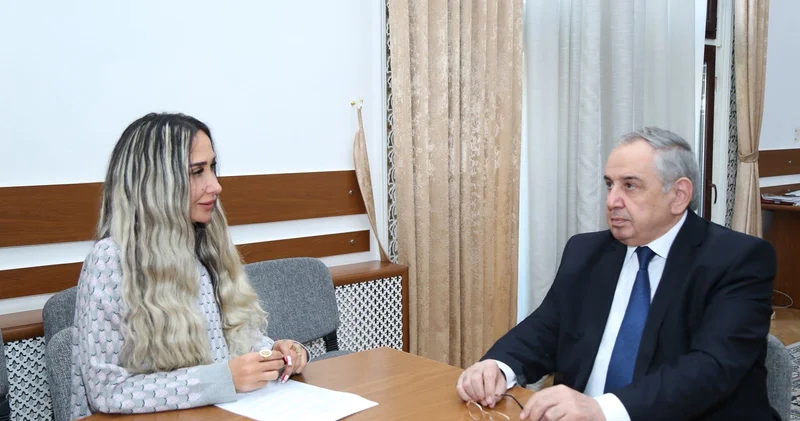 Akademik Arif Həşimovla MÜSAHİBƏ