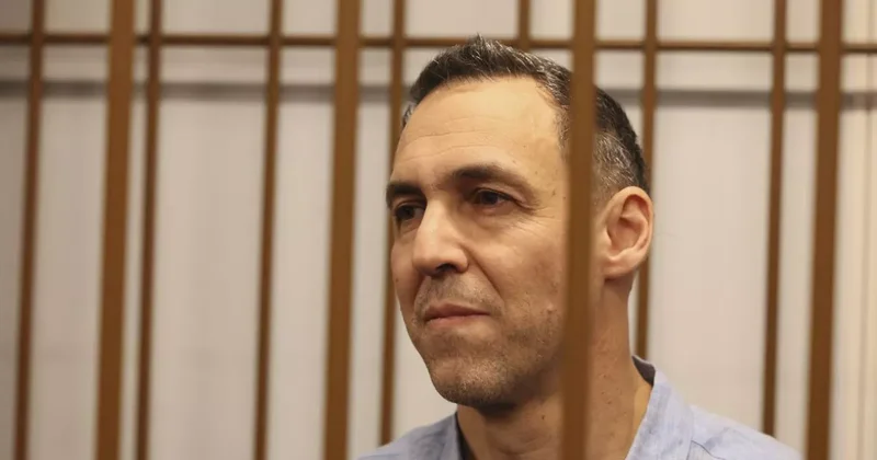 Макрон подключился к делу обвиненного в России в шпионаже француза