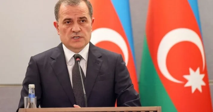 Azərbaycanın qara siyahısına neçə şəxs düşüb?