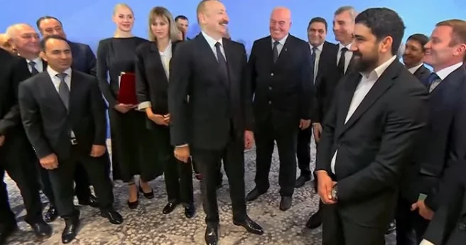 Prezidentin dünya çempionu ilə səmimi dialoqu KONKRET