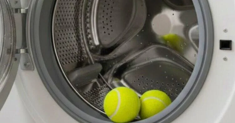 Kimyəvi təmizləmə ustalarının sirri açıldı: Paltaryuyana tenis topu qoyurlar