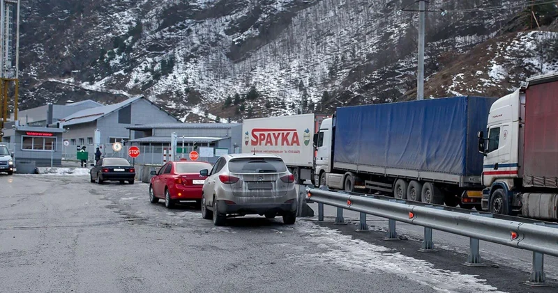 Lars artıq bütün növ nəqliyyat vasitələri üçün açıqdır