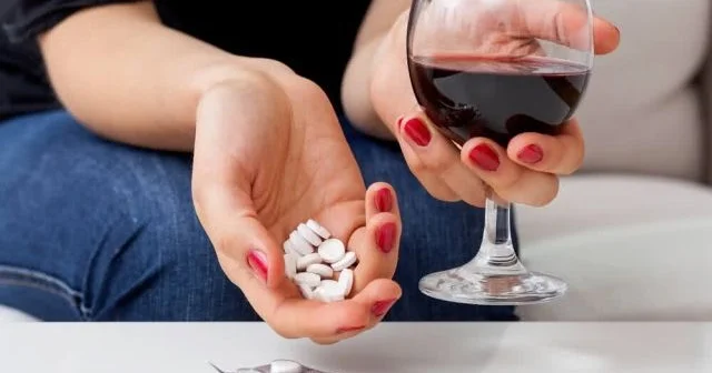 Təhlükəli ikili Bu dərmanlarla spirtli içki olmaz