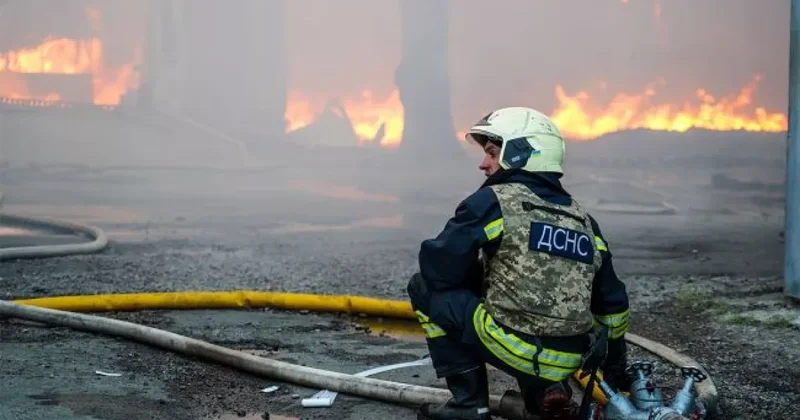 Российская армия атаковала одну из самых оживленных трасс Харькова