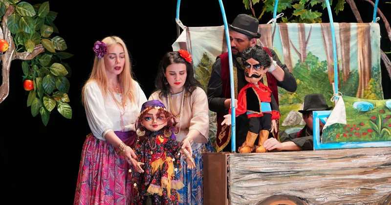 Цыганский табор в Баку визуальные решения с обнадёживающим посланием (ФОТО)