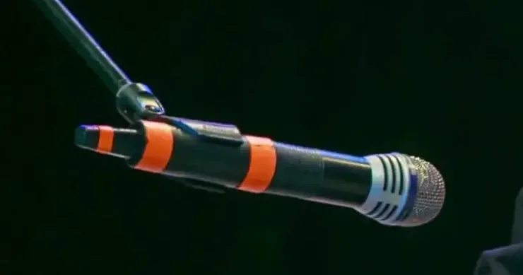 Nobel mükafatçısının ən qısa çıxışı: 10 dəqiqə dayanmadan alqışlanıb