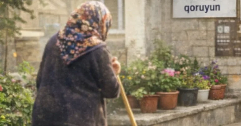 Lənkəranda nümunəvi davranış: Qadının səssiz zəhməti hər kəsə örnək oldu FOTO