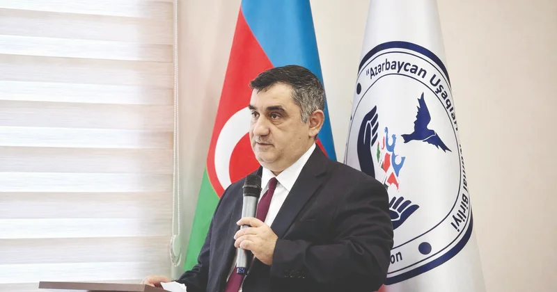 Uşaqlar “rəqəmsal epidemiya” hədəfində