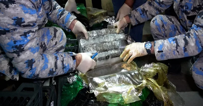 Astara Gömrük İdarəsində 148 kiloqramdan artıq narkotik vasitə aşkarlanıb FOTO