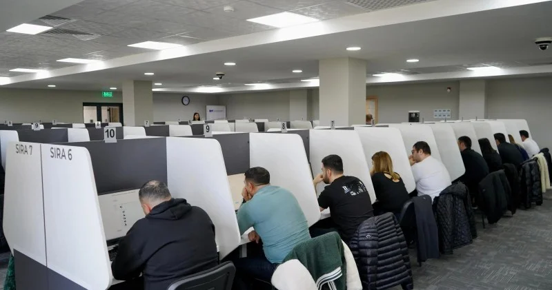 Peşə tanınması imtahanı: müəllimlərin 17 faizi uğur qazandı