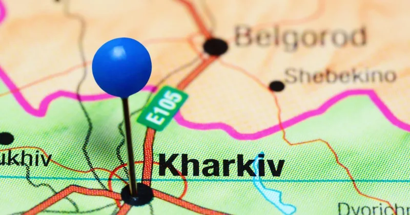 Харьков под авиаударом: есть жертвы, горят автомобили...