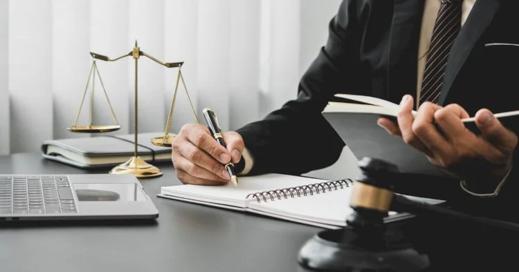 Bu hüquqşünasların 50 faizdən çoxu imtahanda uğursuz oldu