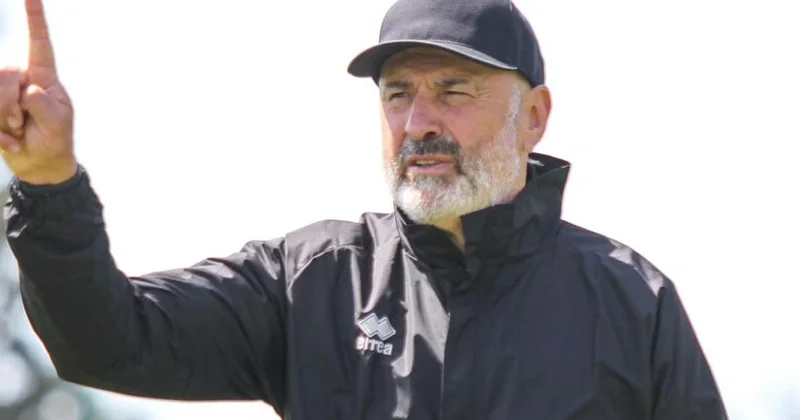 Neftçi nin sabiq baş məşqçisi Monteneqro klubu ilə anlaşıb