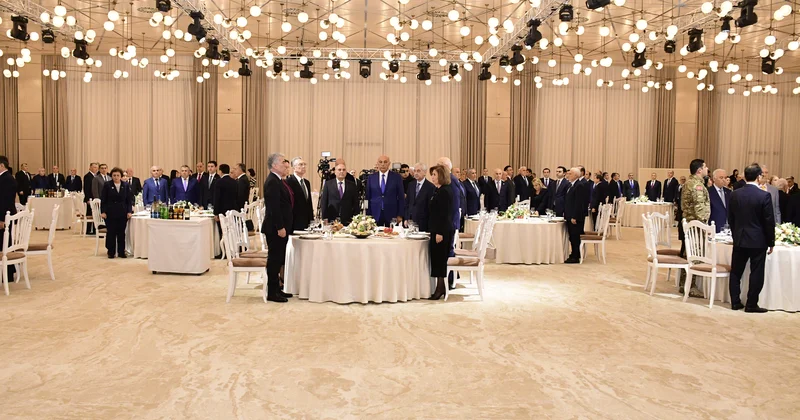 “Milli Konstitusiyadan mütləq suverenliyə: Heydər Əliyev dühasının İlham Əliyev zirvəsi” FOTOLAR