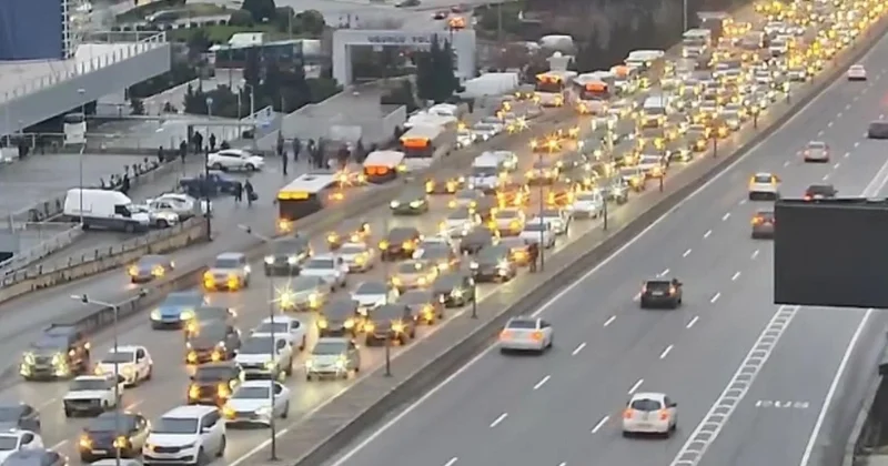 Paytaxtın bu istiqamətlərində tıxac var SİYAHI KONKRET