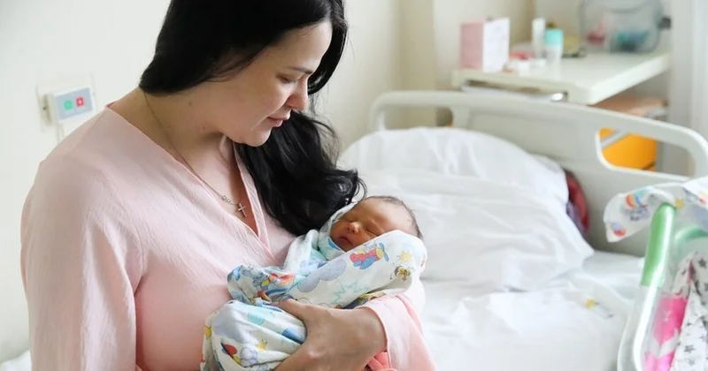 Назван возраст рожающих первенца женщин в России