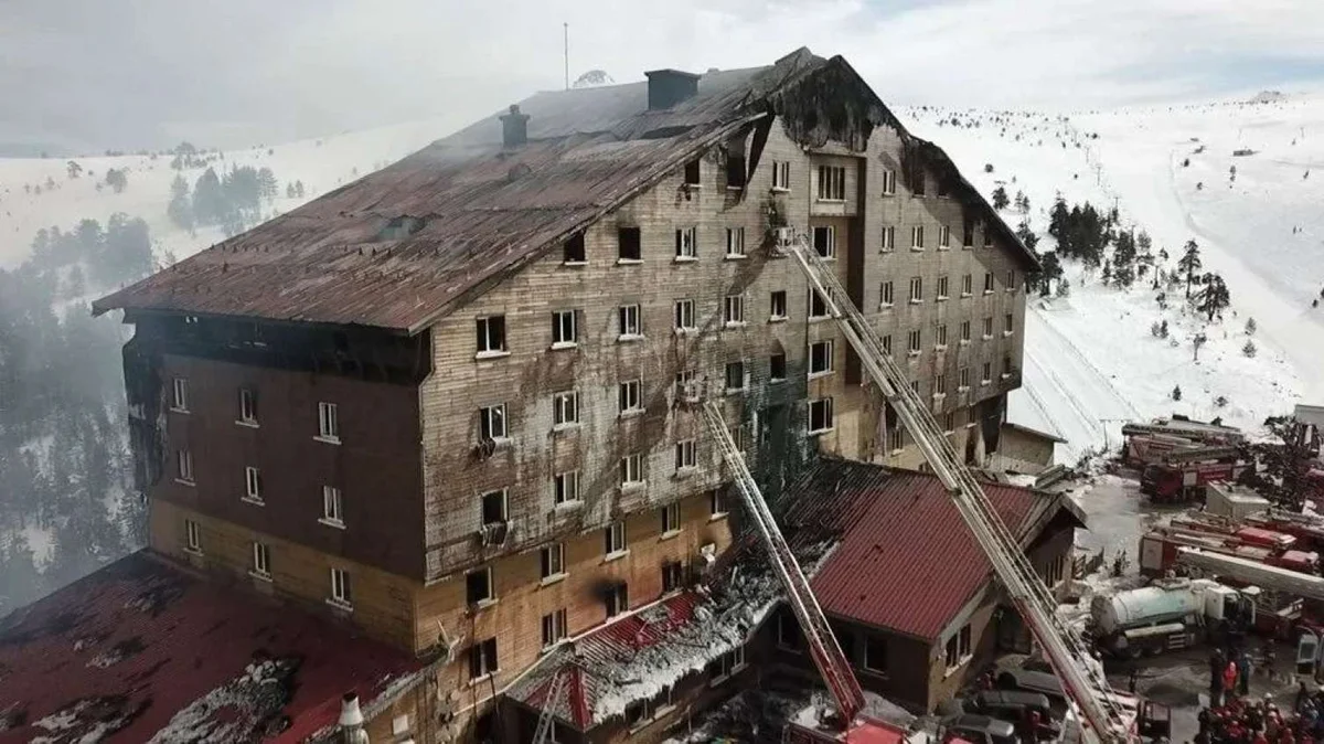 Türkiyədə hotelin yanmasına səbəb onlar olub "SABAH"