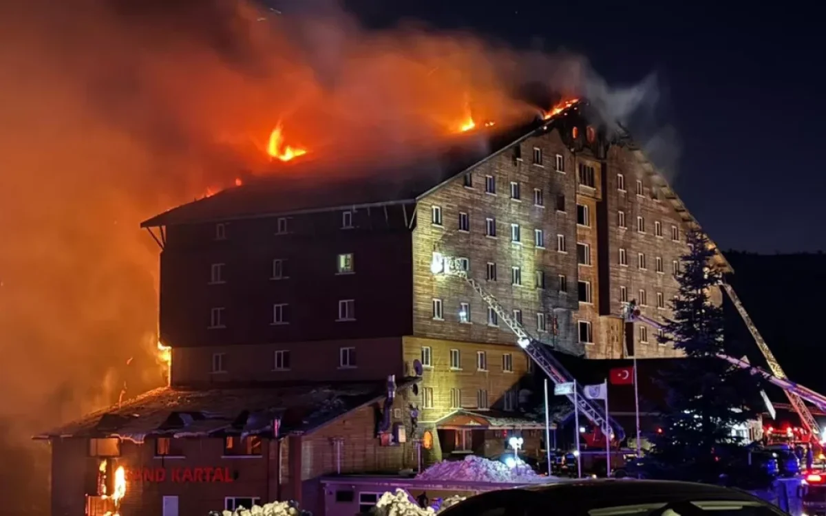 Türkiyədə hotel aşpazların səhlənkarlığına görə yanıbmış