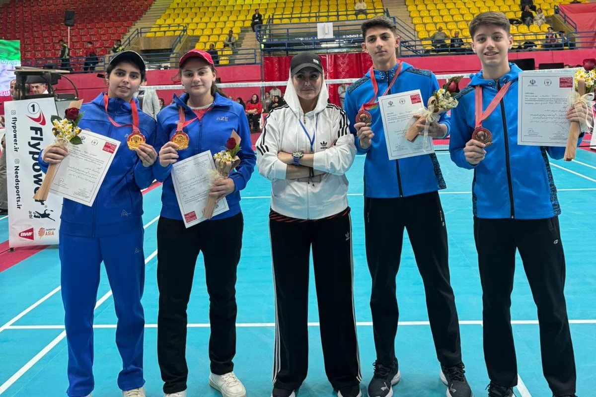 Badmintonçularımızdan İranda 2 medal FOTO