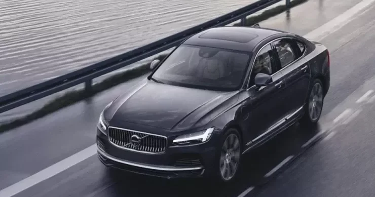 Qara at: diqqətdən kənarda qalan əla hibrid avtomobil