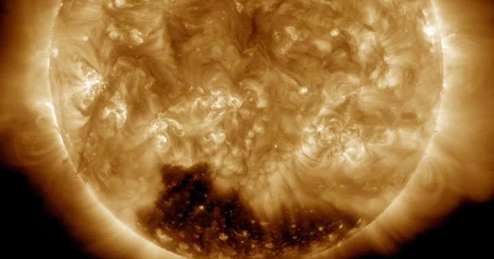 Геомагнитная обстановка ухудшится из за корональной дыры на Солнце