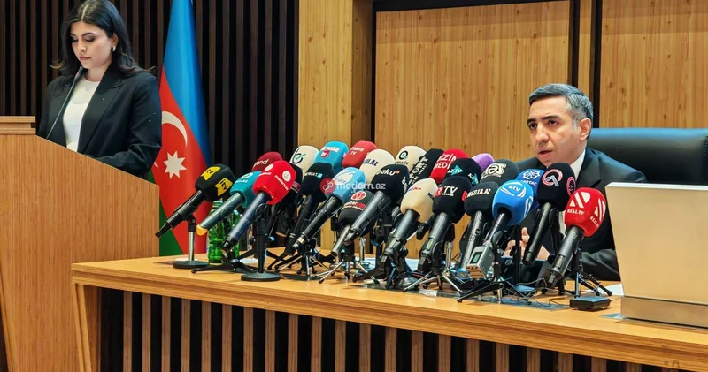 Azərbaycanda analar uşaqlarını dövlət xəstəxanalarında dünyaya gətirir