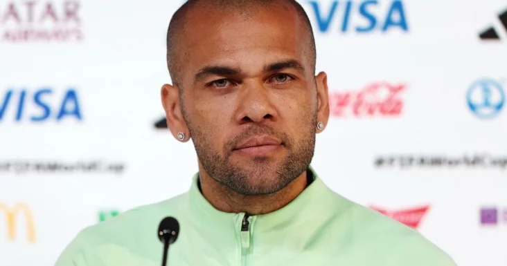 Dani Alveş karyerasını bərpa edir