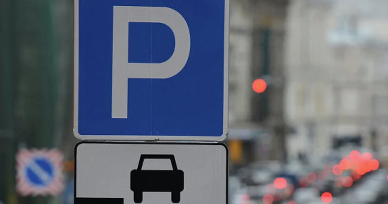 Bakının bu küçələrində yeni parklanma yerləri istifadəyə verilir