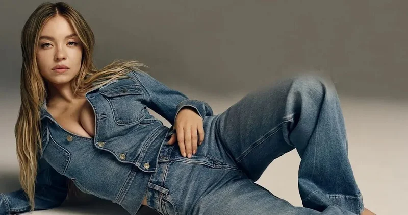 Сидни Суини оказалась в центре скандала из за рекламы у знака Hollywood