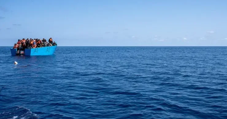 Avropaay keçmək istəyən yüzlərlə insan dənizdə BOĞULDU